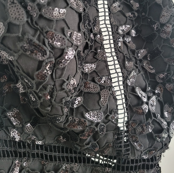 BARDOT // Gemma Sequin Lace Halter Midi Dress - Picture 3 of 8